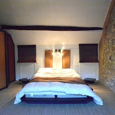 Holiday home In Viroinval With Sauna *