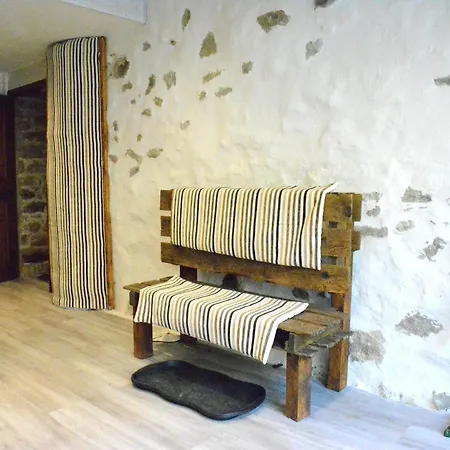 Holiday home In Viroinval With Sauna Regniessart